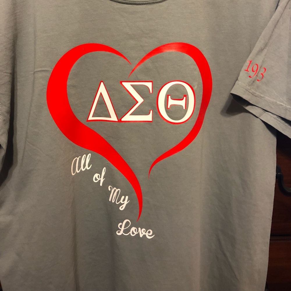 New large DST T-shirt.